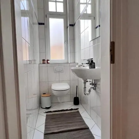 Feine In Der Suedstadt Von Mit Kostenlosen Stellplatz & Flasche Wein Zur Begruessung Apartment *