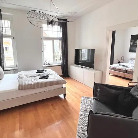 Feine In Der Suedstadt Von Mit Kostenlosen Stellplatz & Flasche Wein Zur Begruessung Apartment