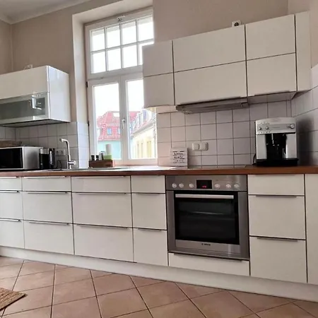 Apartment Feine In Der Suedstadt Von Mit Kostenlosen Stellplatz & Flasche Wein Zur Begruessung Erfurt