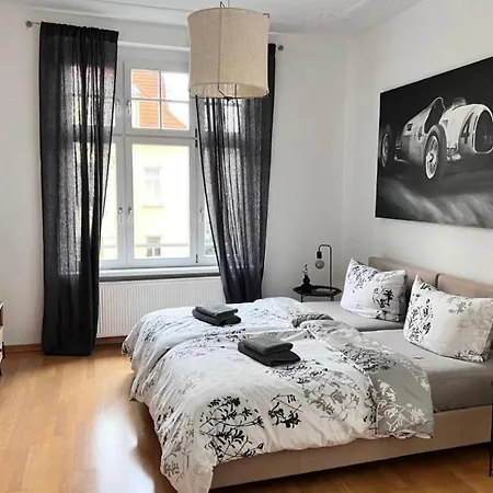 Feine In Der Suedstadt Von Mit Kostenlosen Stellplatz & Flasche Wein Zur Begruessung Apartment
