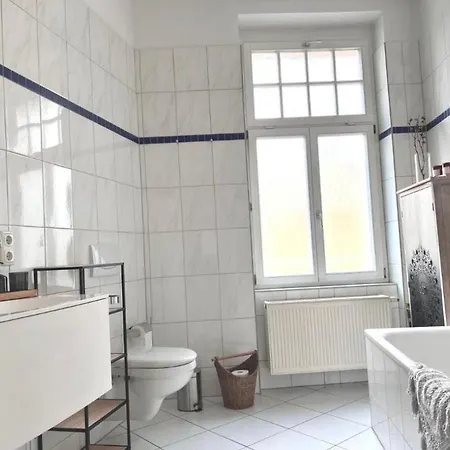 Apartment Feine In Der Suedstadt Von Mit Kostenlosen Stellplatz & Flasche Wein Zur Begruessung *